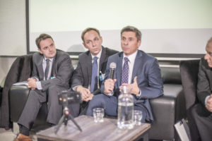 O tym, jaką przewagę ma PPP nad innymi możliwościami realizacji samorządowego przedsięwzięcia, mówił Jan Woźniak, dyrektor generalny firmy Engie Polska (z mikrofonem)