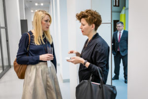 Katarzyna Włodek-Makos, dyrektor Biura Rozwoju Gospodarczego Urzędu m.st. Warszawy oraz Marlena Happach, dyrektor Biura Architektury i Planowania Przestrzennego, Architekt Warszawy