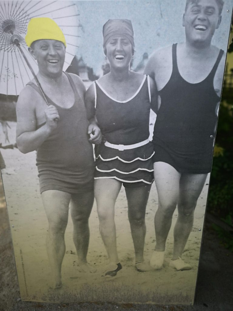 Sopoccy plażowicze w 1939 roku